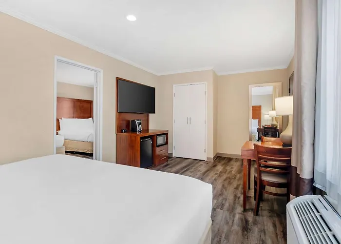 Comfort Inn Santa Monica - West Los Angeles