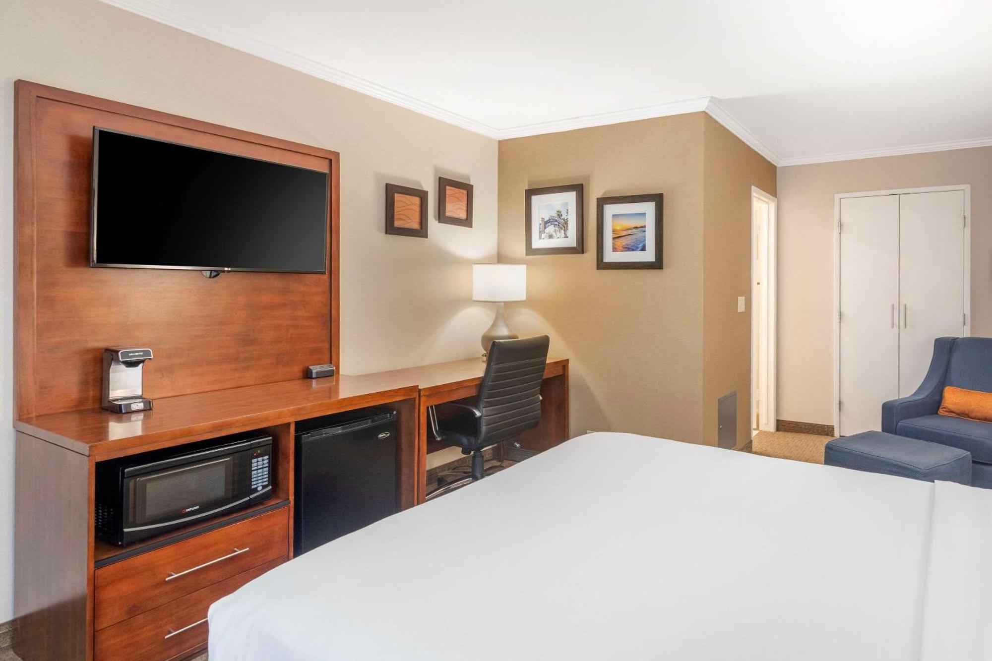 Inn Comfort - West Angeles 2*