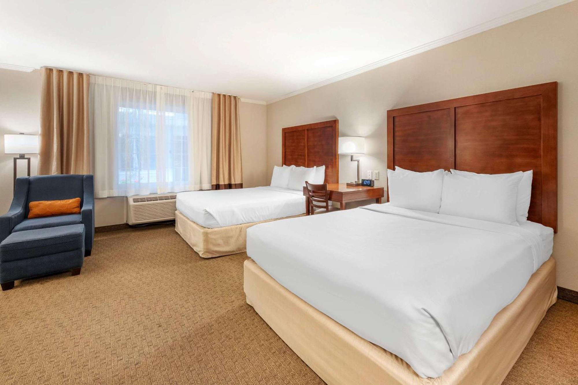 Comfort - West Angeles Inn 2*