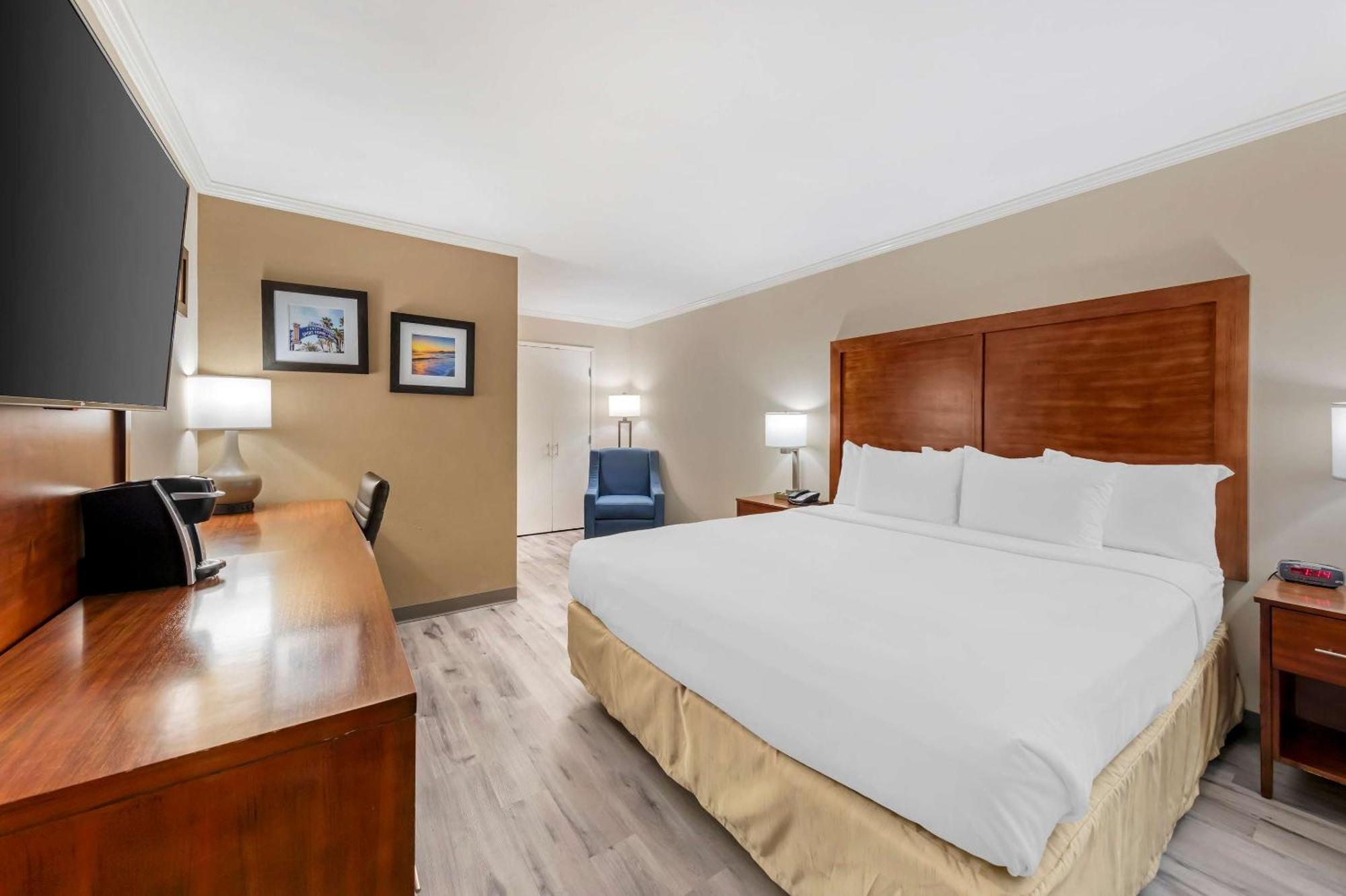 Comfort - West Angeles Inn 2*