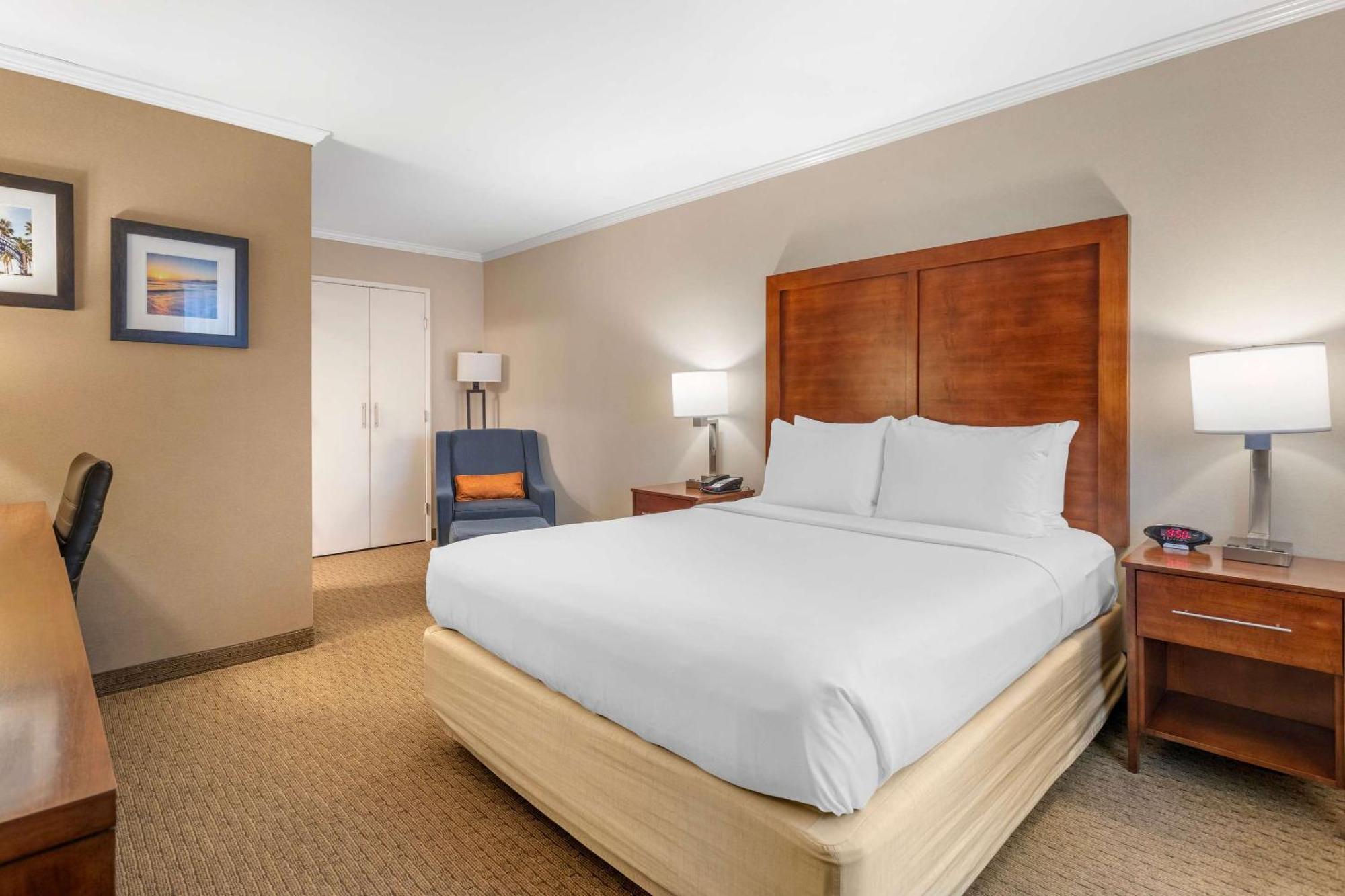 Comfort - West Angeles Inn