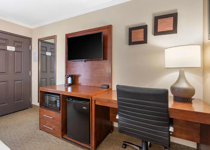 Comfort Inn Santa Monica - West Los Angeles
