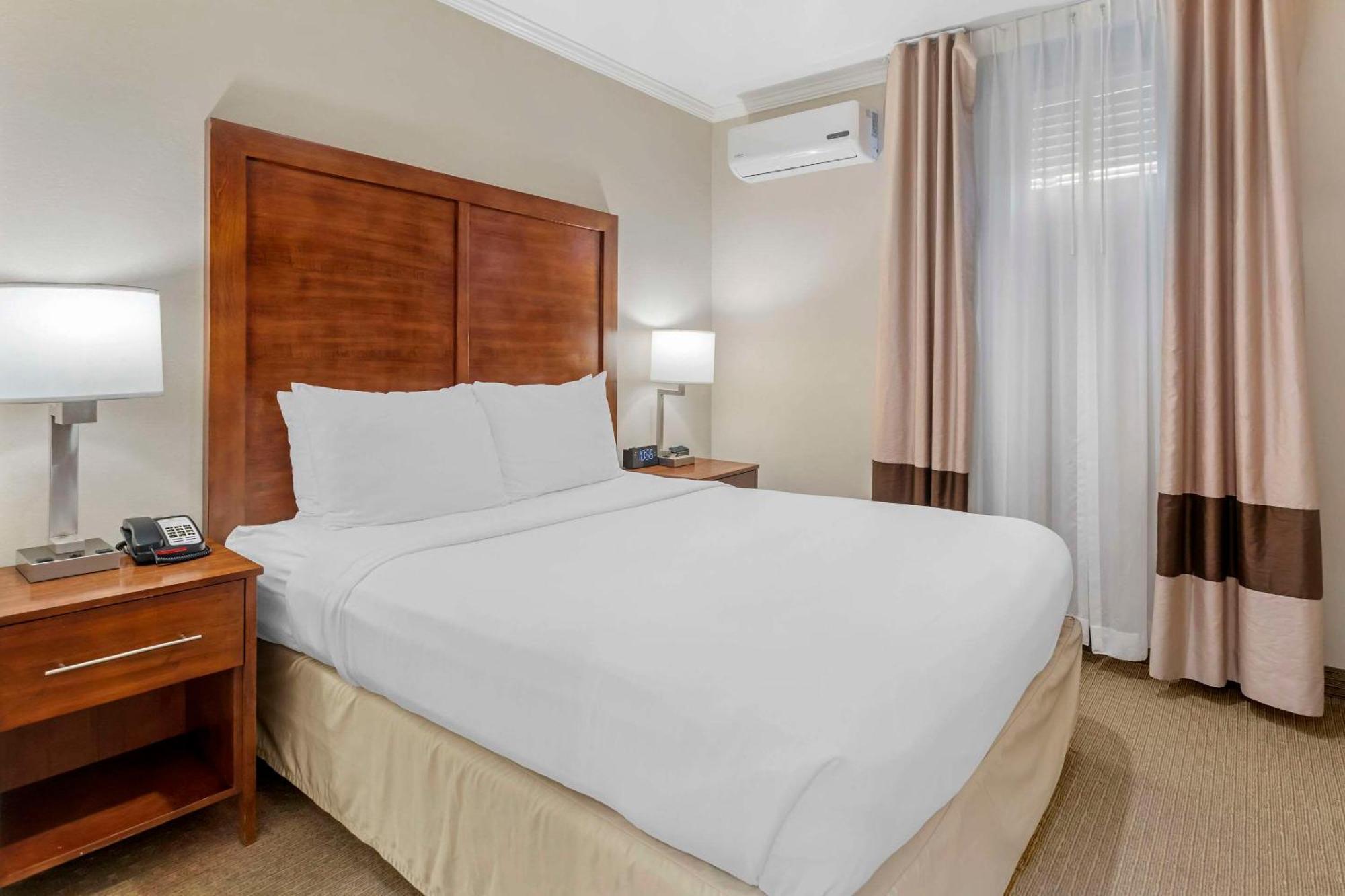 Comfort - West Angeles 2*