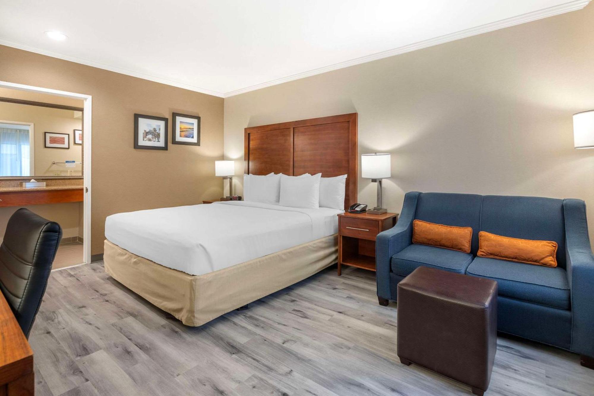 Comfort - West Angeles Santa Monica