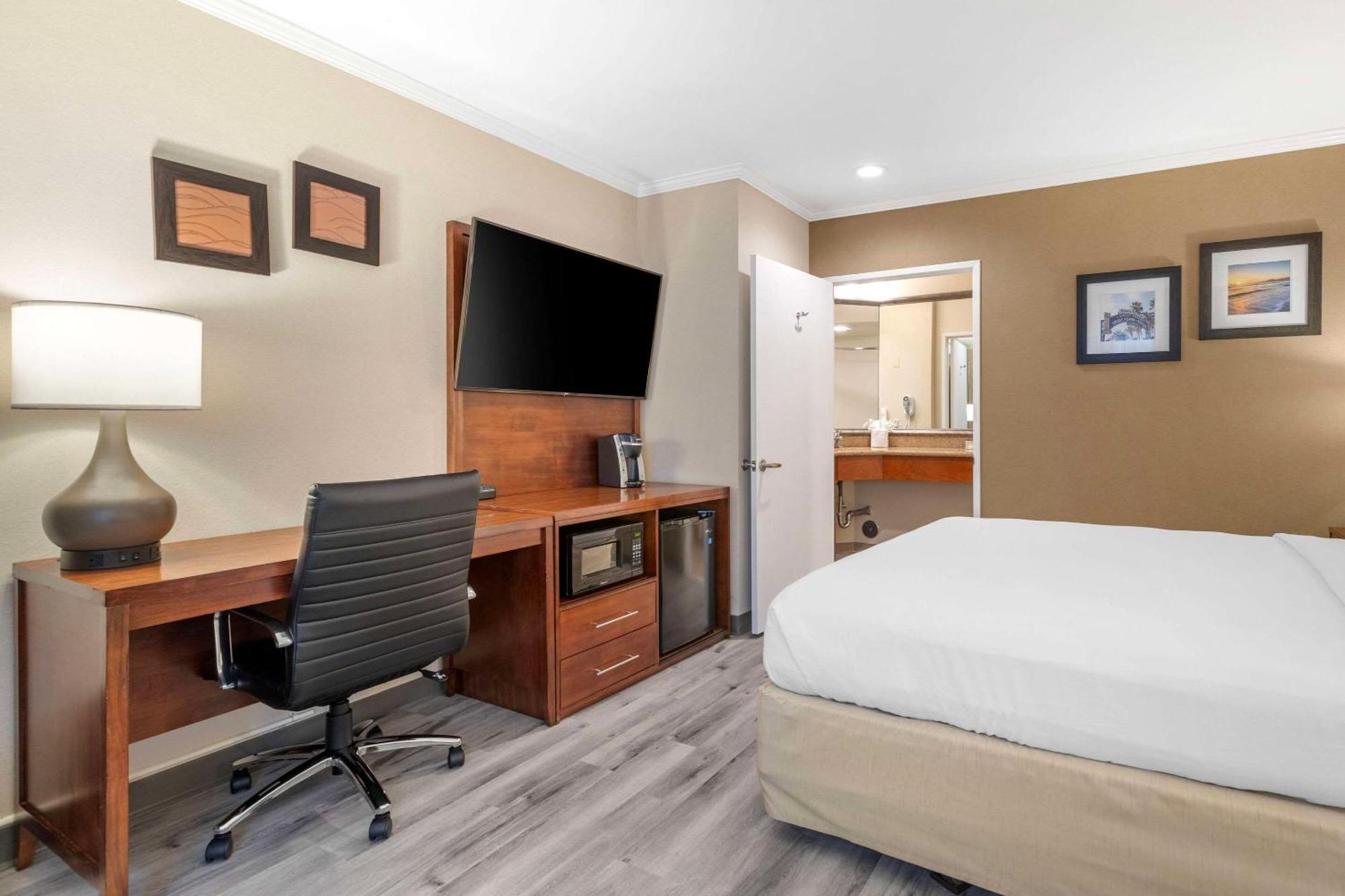 Comfort - West Angeles 2*