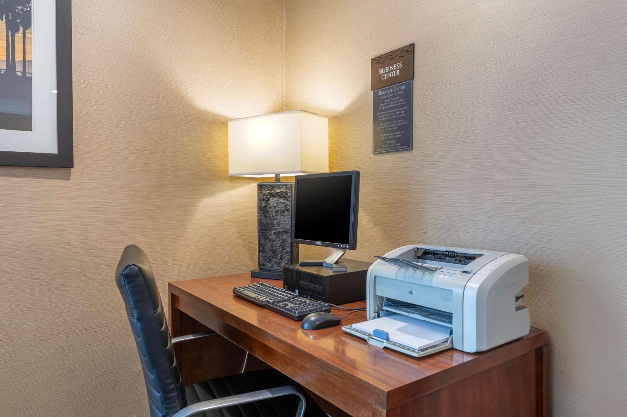 Comfort - West Angeles Inn